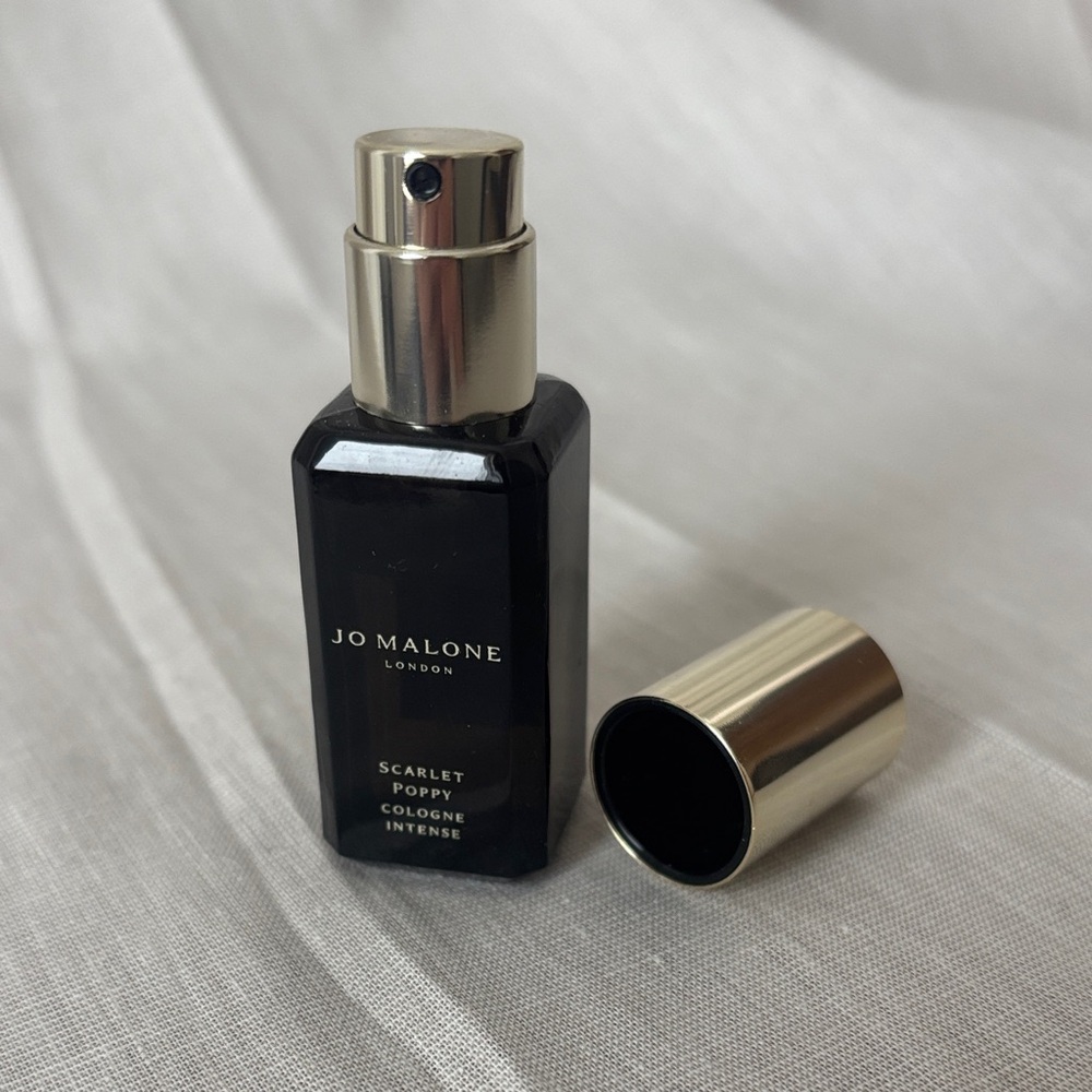 Jo Malone Scarlet Poppy (3/4 Full) - Picture 2 of 4